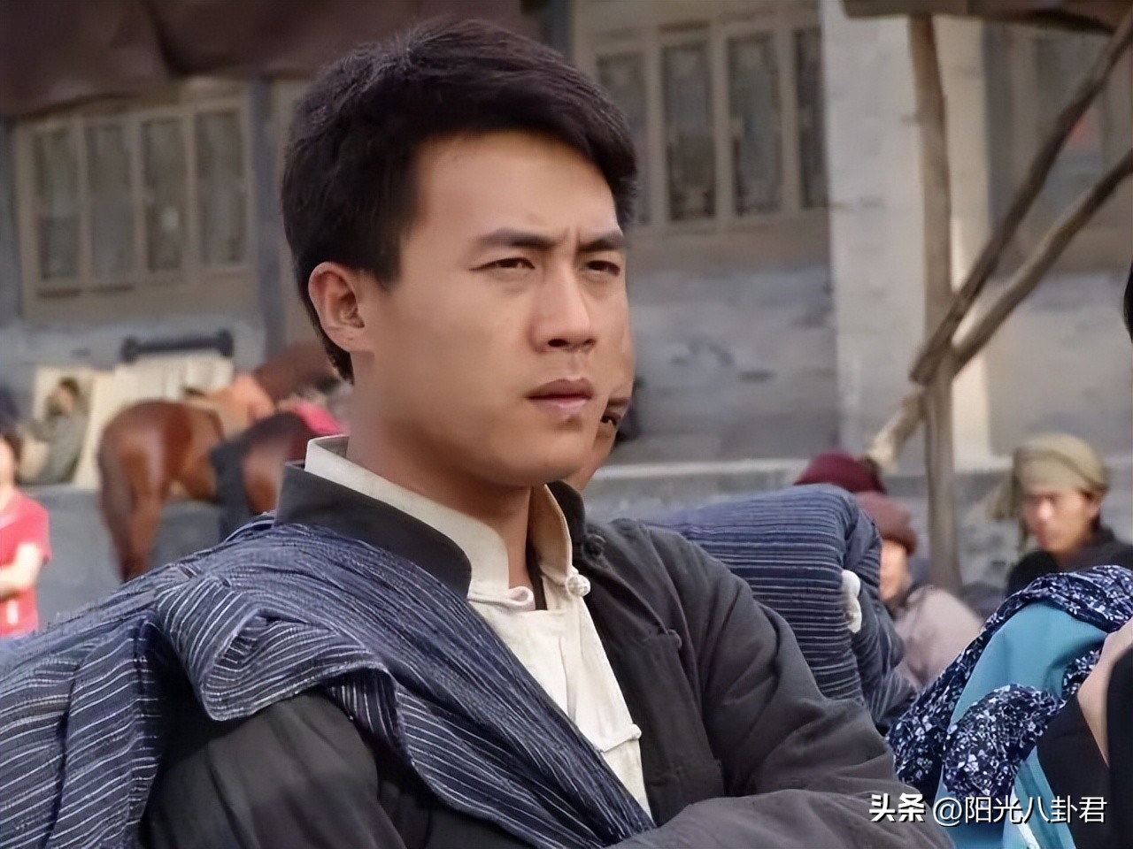 初见时青葱少年，再见时“人间油物”，这6位男星集体把路走窄了