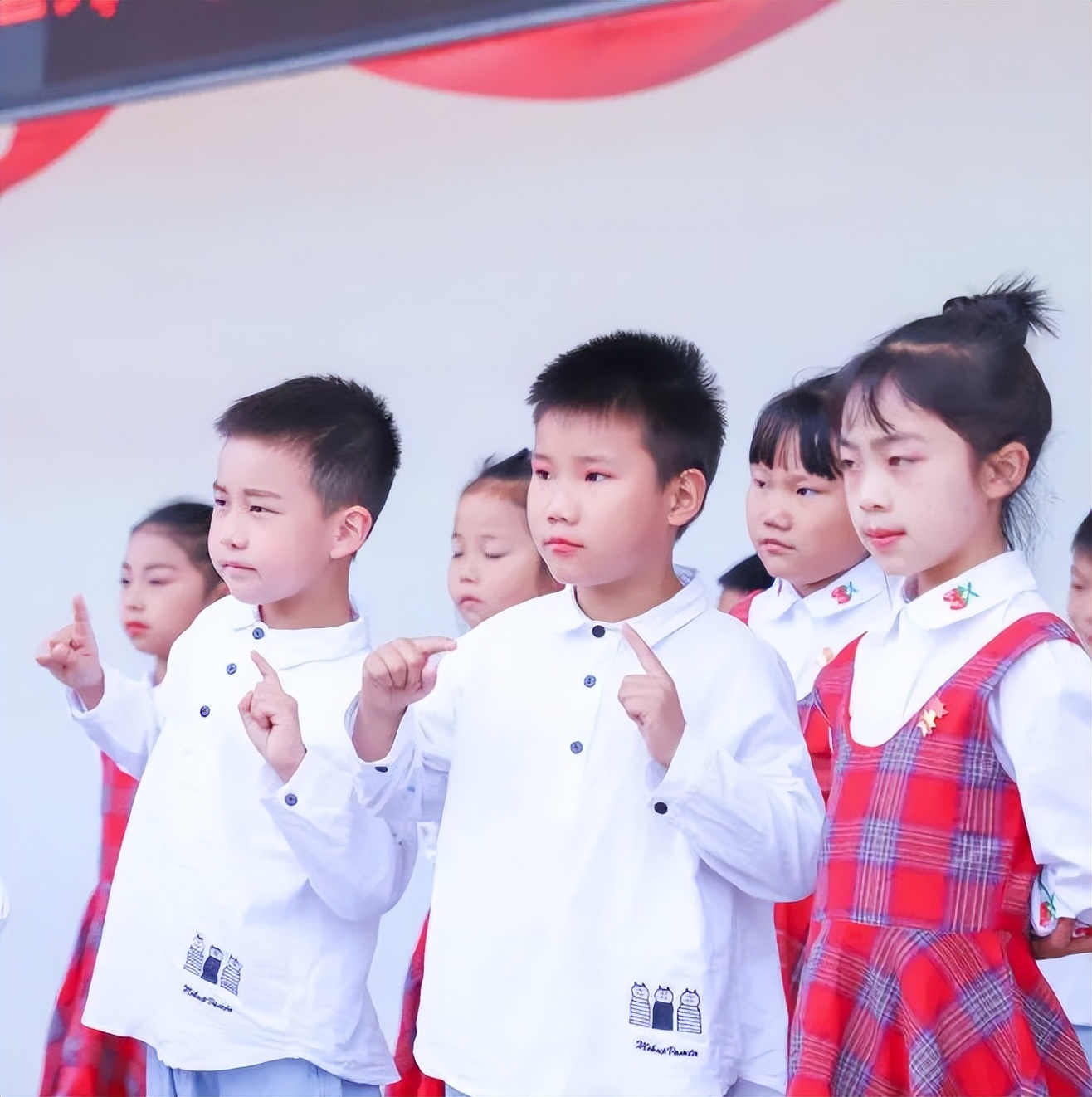 成都市双流区黄甲小学携手黄甲幼儿园开展手拉手幼小衔接活动