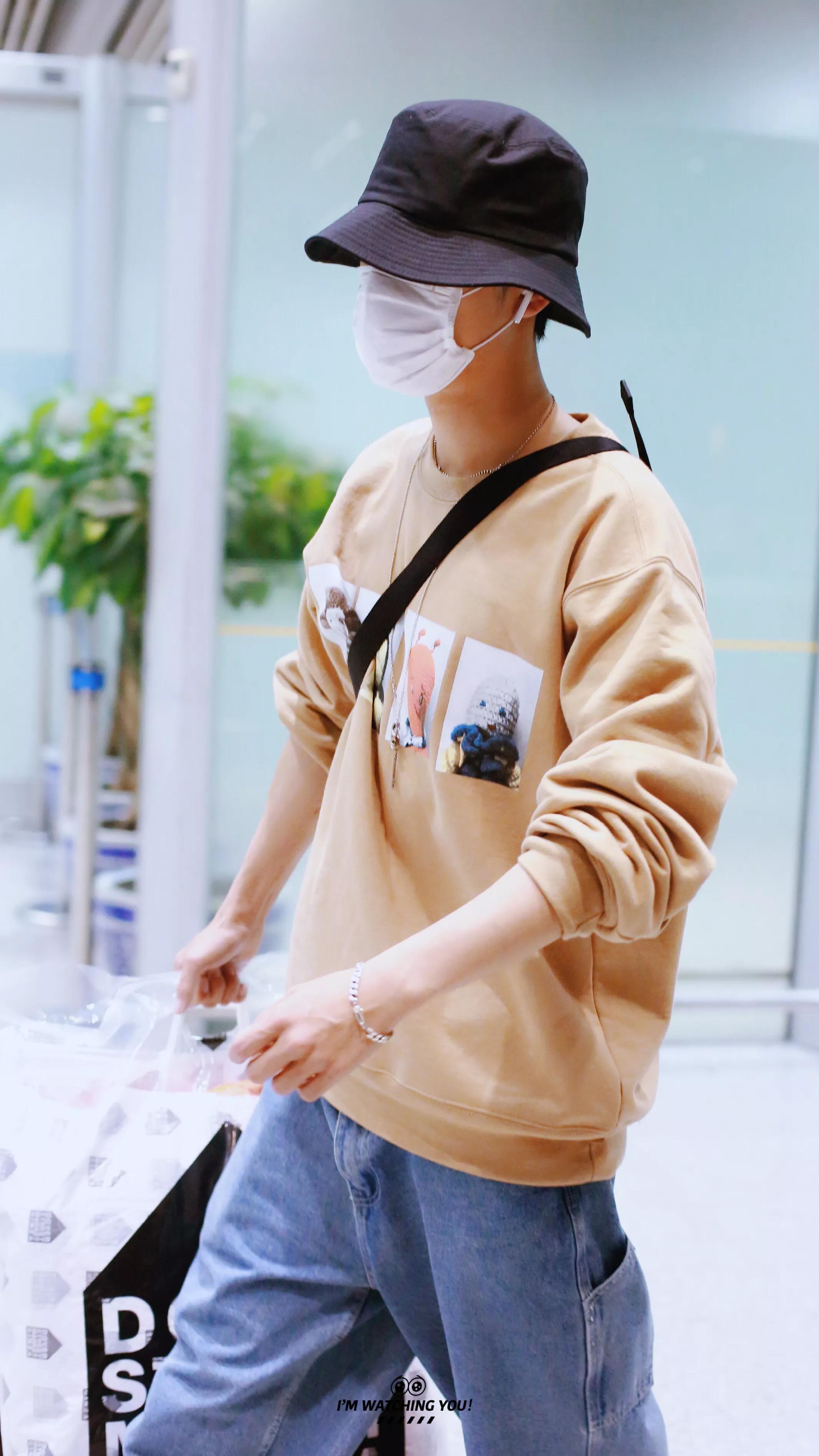 考古肖战:2018年9月—12月机场时间线汇总,今天请叫我收图狂魔