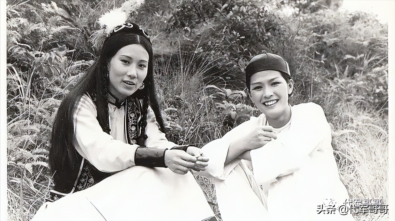 一婚嫁著名导演，二婚嫁脑科医生，如今73岁的婚姻生活很幸福