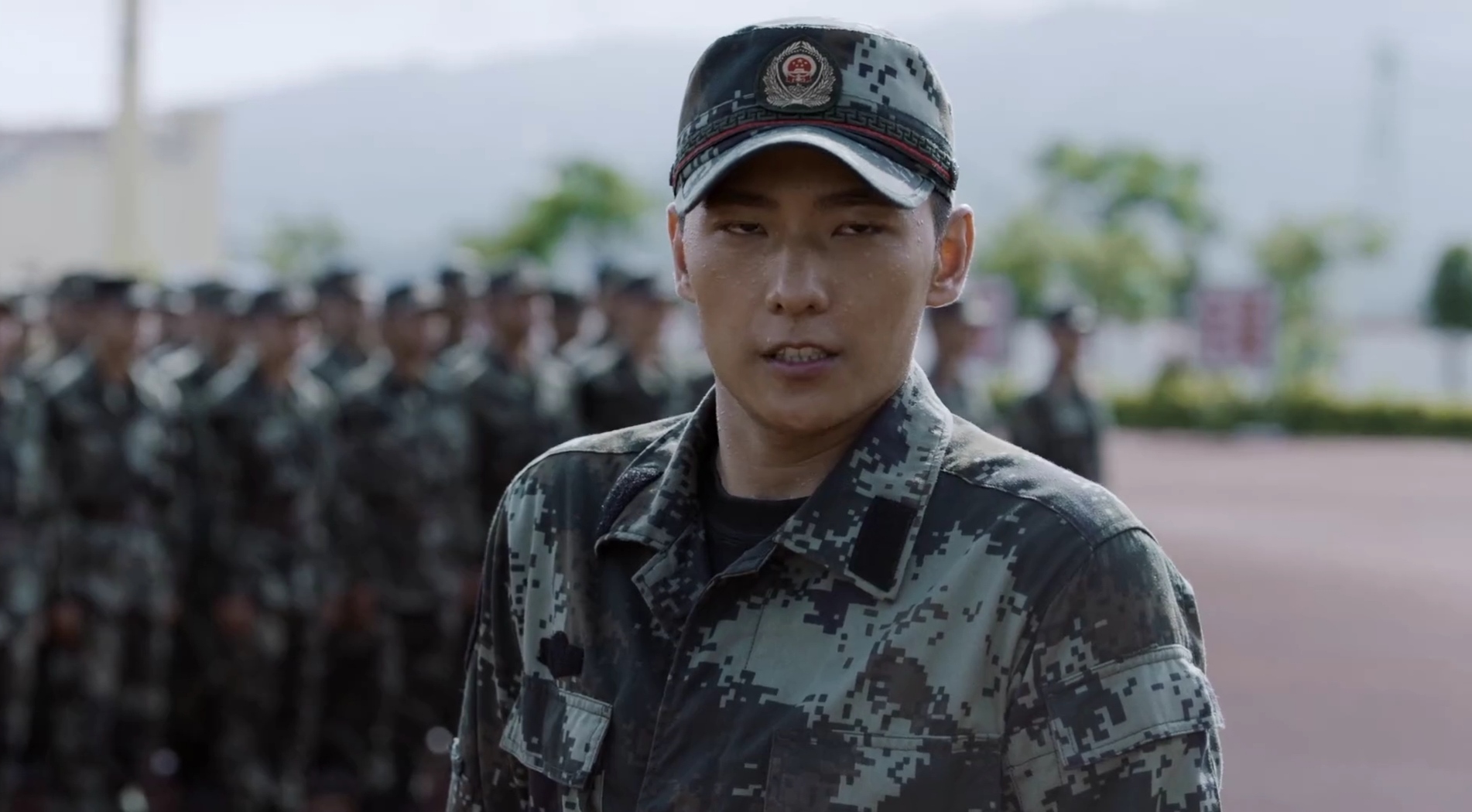 特战荣耀：身体里每天都憋着一股狠劲 燕破岳到底是天才还是疯子？