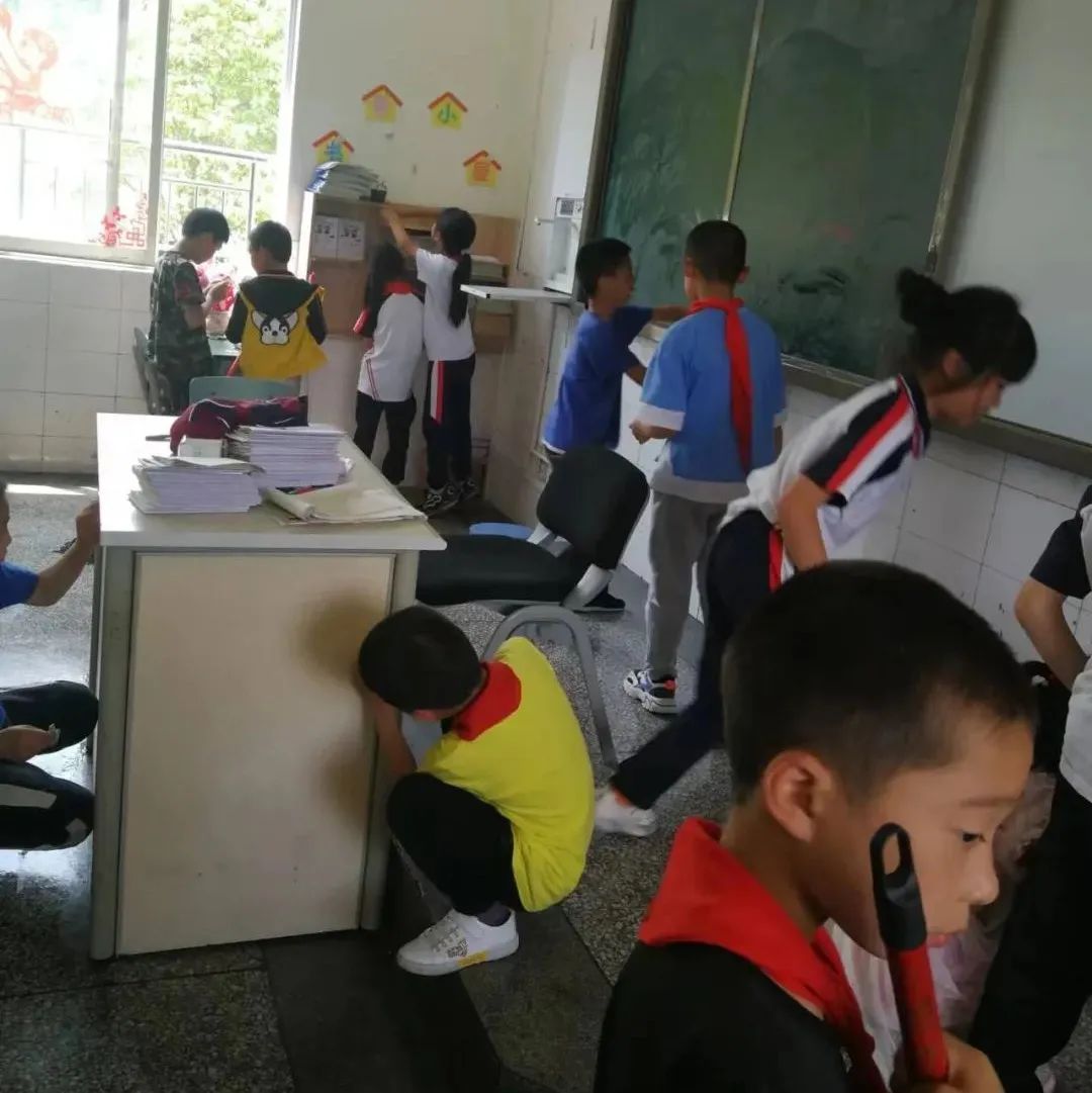 致敬最可爱的人——四川天府新区三星小学开展劳动实践周系列活动