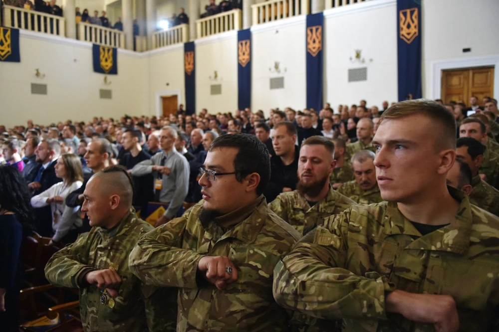 乌克兰亚速营对车臣武装大放厥词，这是什么开始。