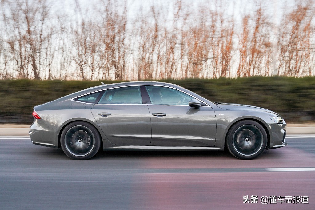 新车｜优雅却不失驾驶乐趣 试驾2022款进口奥迪A7