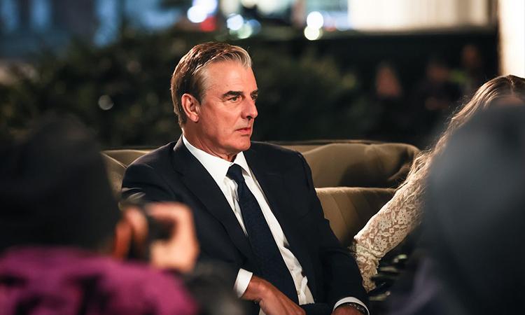 美国万人迷男星被多名女性指控性侵！家暴模特女友，30年恶行