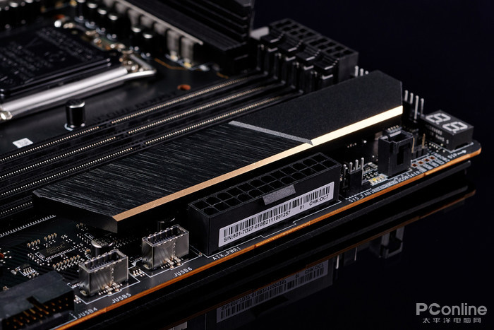 微星MEG Z690 ACE主板评测：规格全面升级的黑金战神