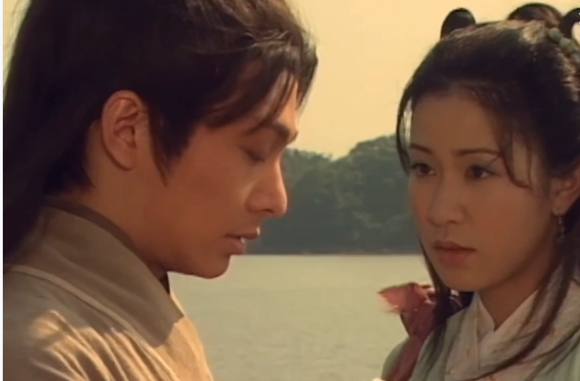 都演“周芷若”，把周海媚，高圆圆和佘诗曼放一起看，差别出来了