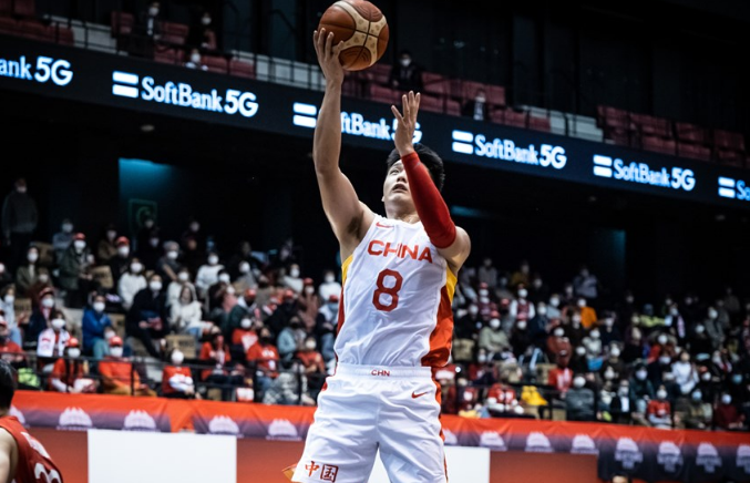 男篮速度跟不上日本？杜锋直接狠狠打脸：郭艾伦快攻你们追得上吗