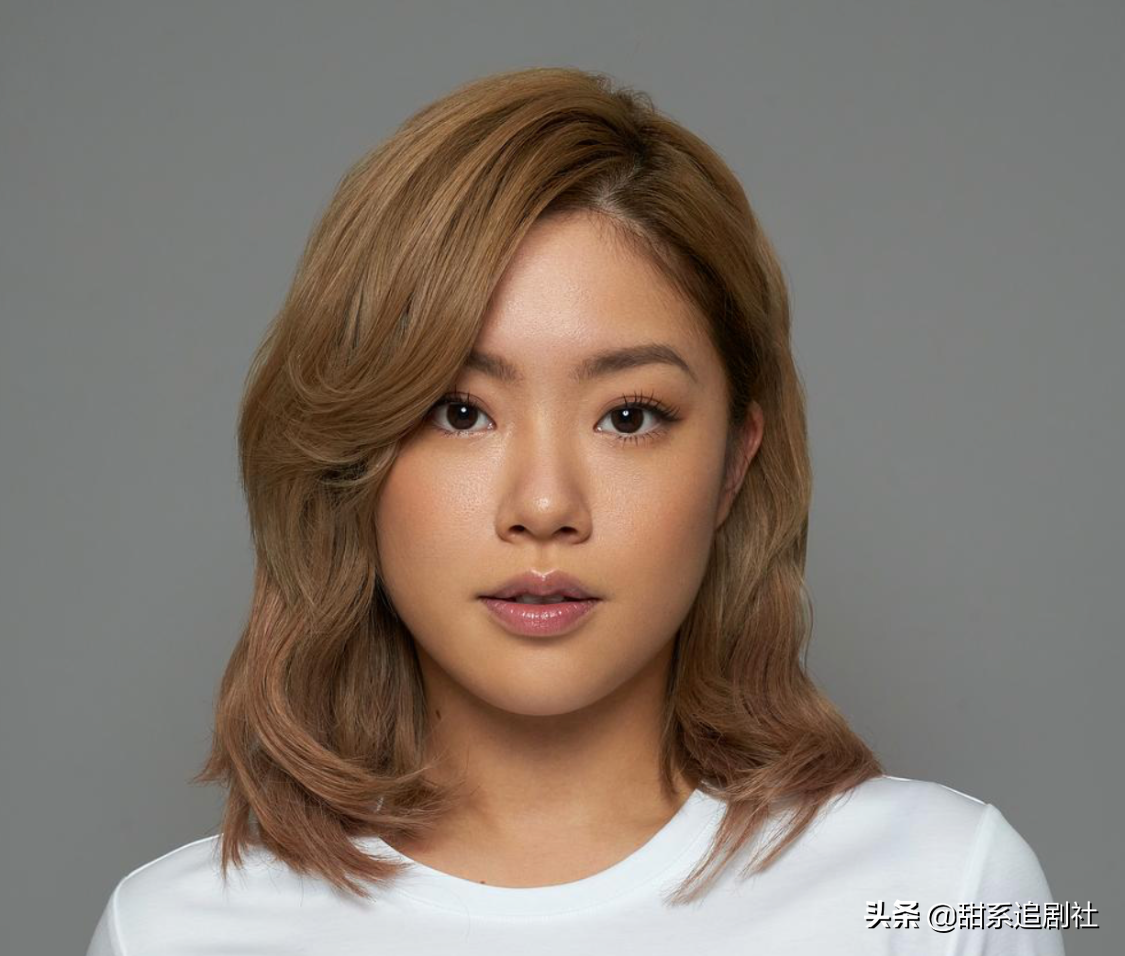 女爱豆发文引争议，报平安还是要流量？