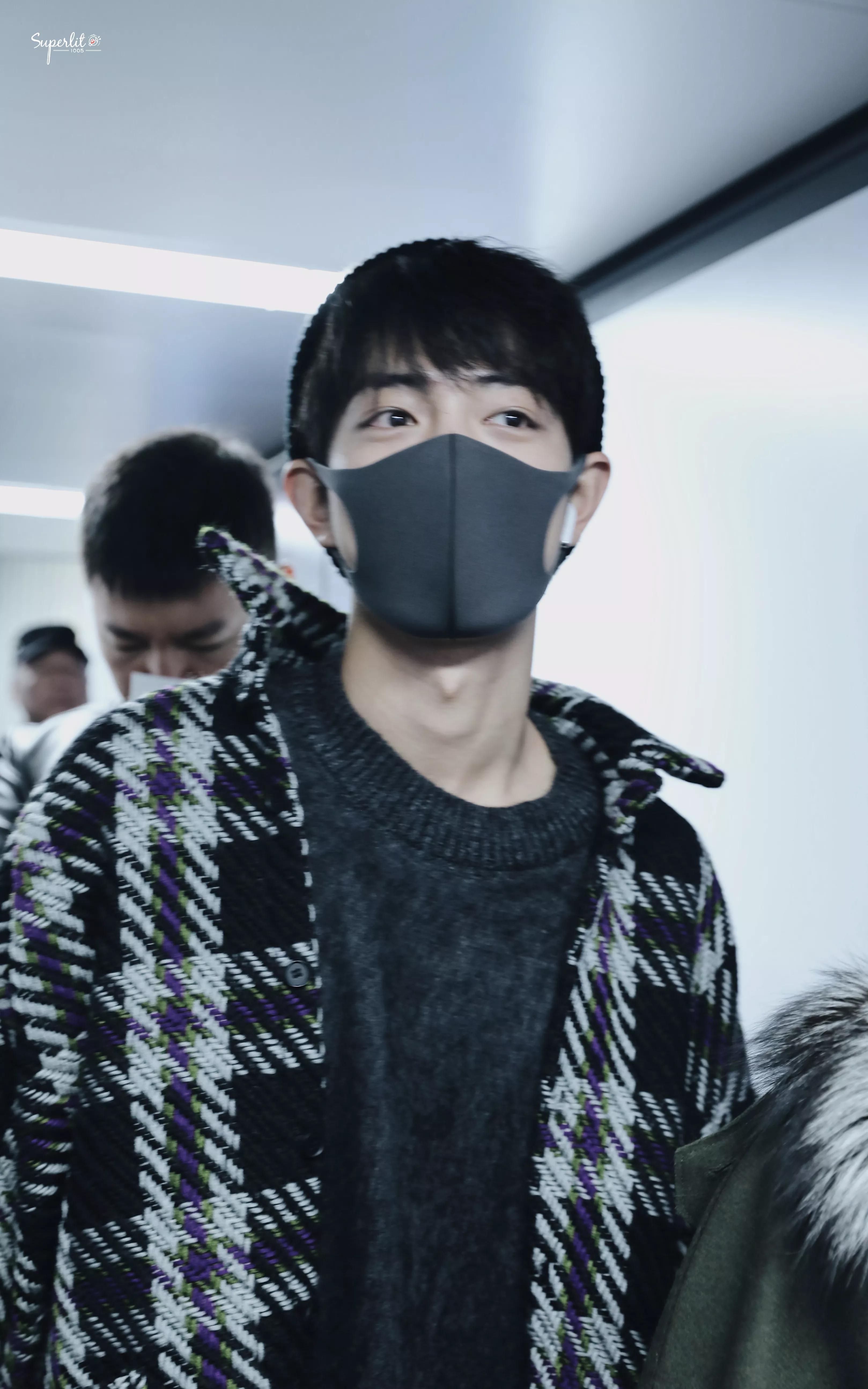 考古肖战:2018年9月—12月机场时间线汇总,今天请叫我收图狂魔