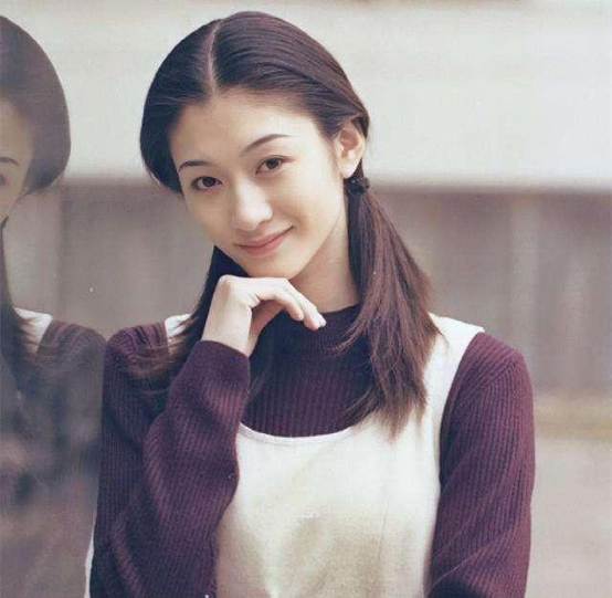 7位东方歌舞团出来的明星，有人成一线明星，有人成国家一级演员