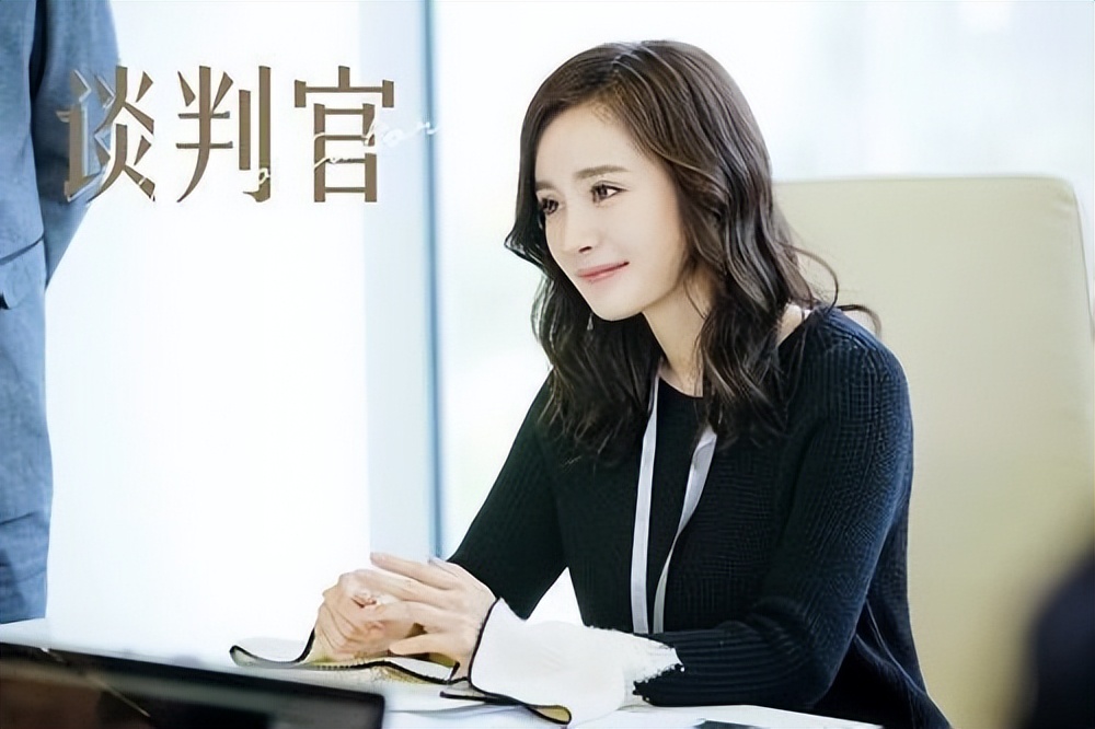 同样饰演职场女精英，把陈数、姚晨和杨颖放在一起，差距就出来了