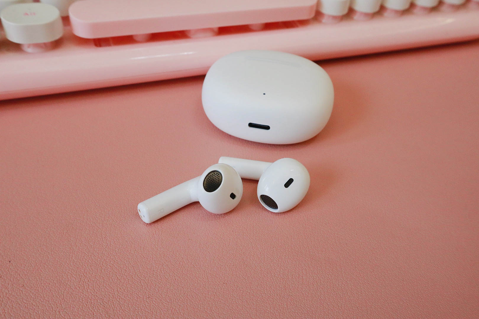 尝鲜QCY AilyPods蓝牙耳机，百元耳机搅局者