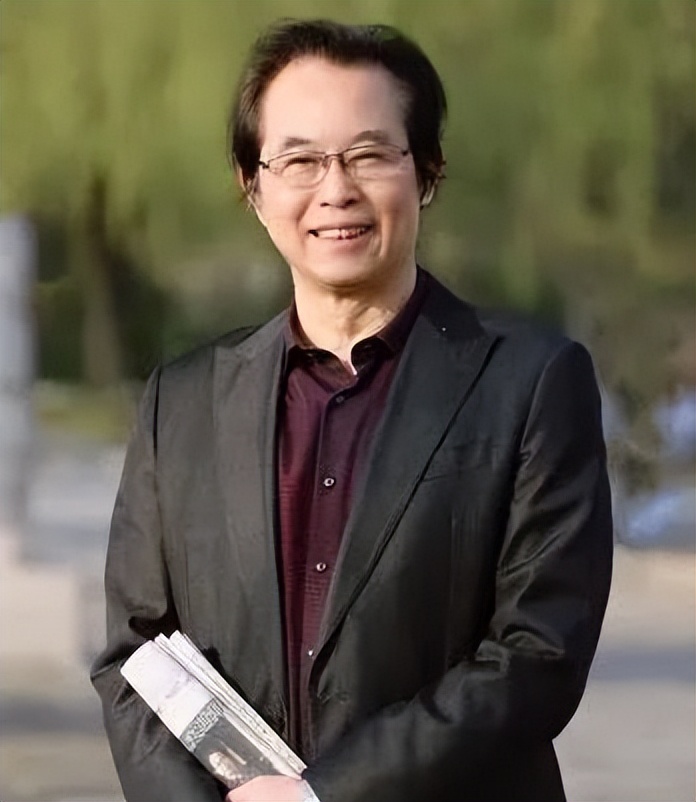 陆军教授《中国话剧编剧学理论研究》获国家社科基金重大项目立项