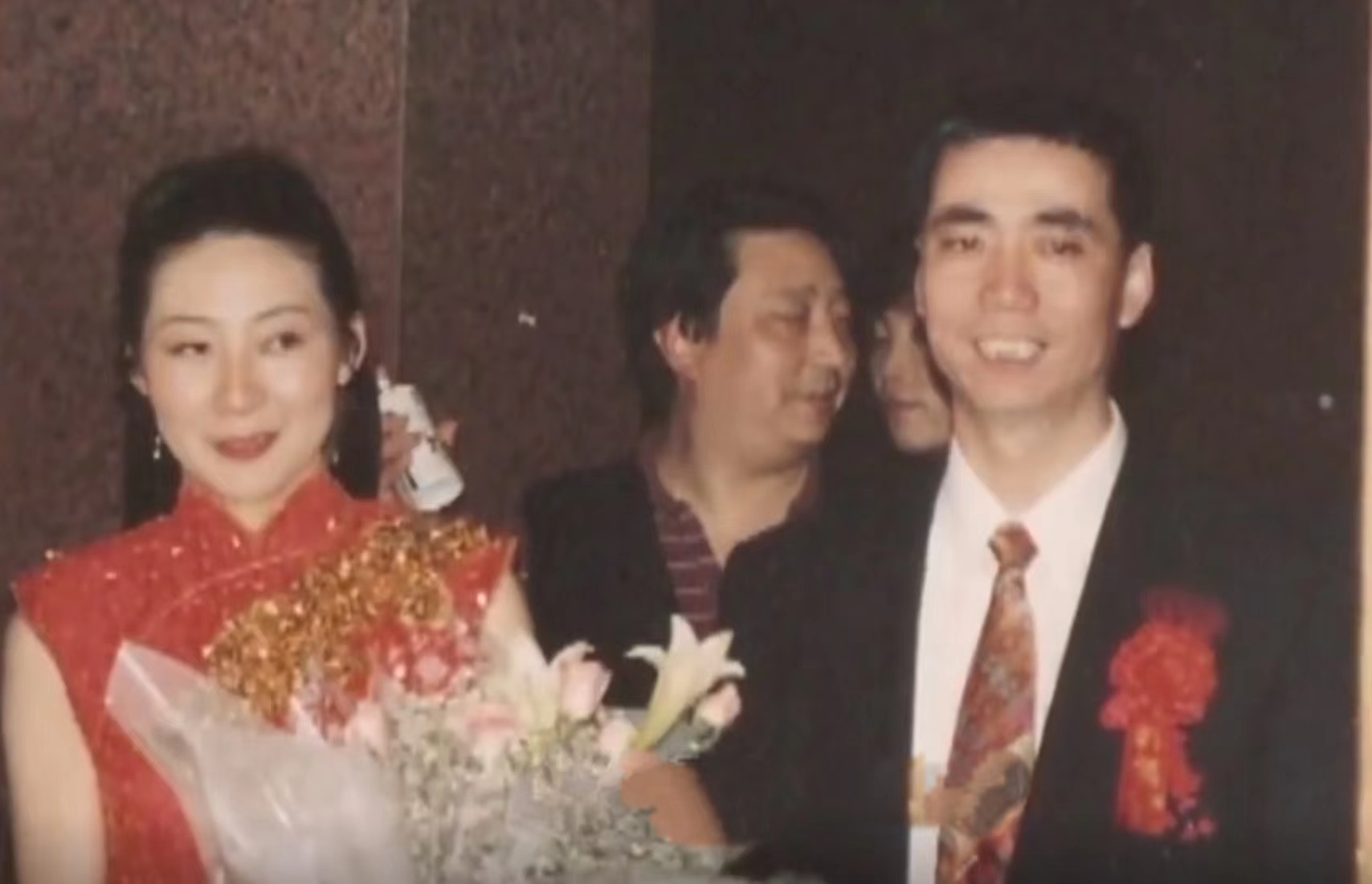 范明妻子厉玲,二婚带子嫁范明,婚后生一女,一家四口幸福有滋味