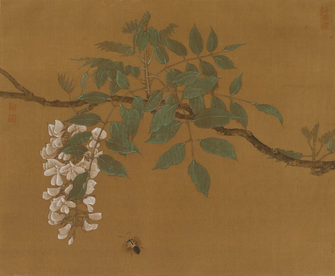 款款翩翩，不疑春深画中