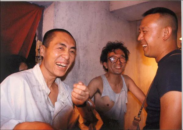 张艺谋的成名之路，网友高呼：他的经历比他拍的电影还精彩