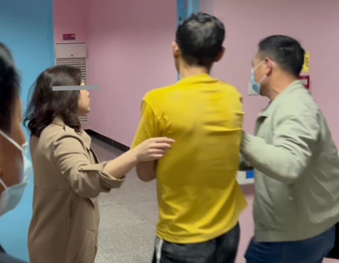 �賿������һ��������¥���������ﲻͣ��߶Ҫ&ldquo;8+1&rdquo;��