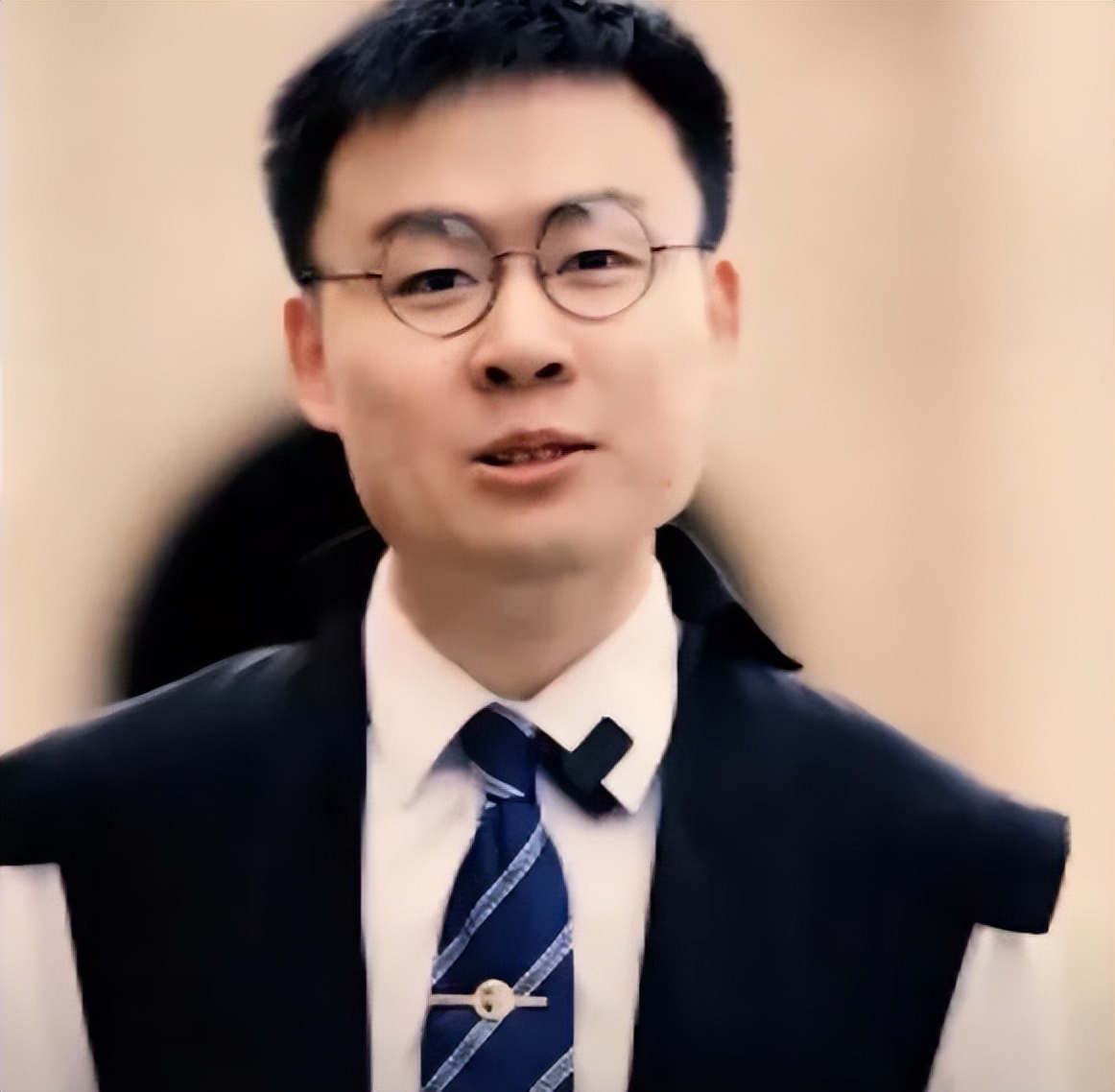 最强大脑潘周聃：因学霸式起身爆红全网，爱因斯坦是他大学校友