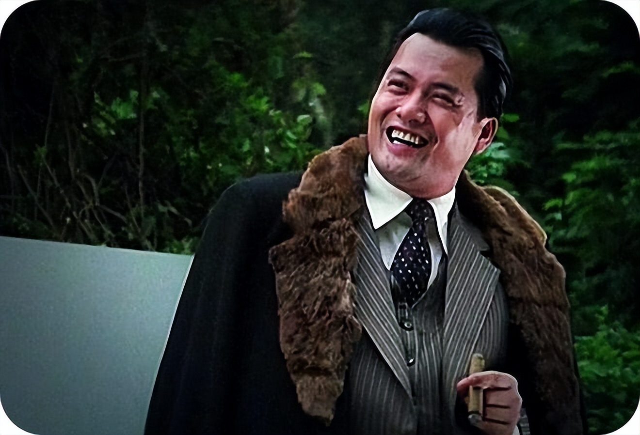 《上海滩》42年过去，演员差距大，男二66像36岁，2位老戏骨离世