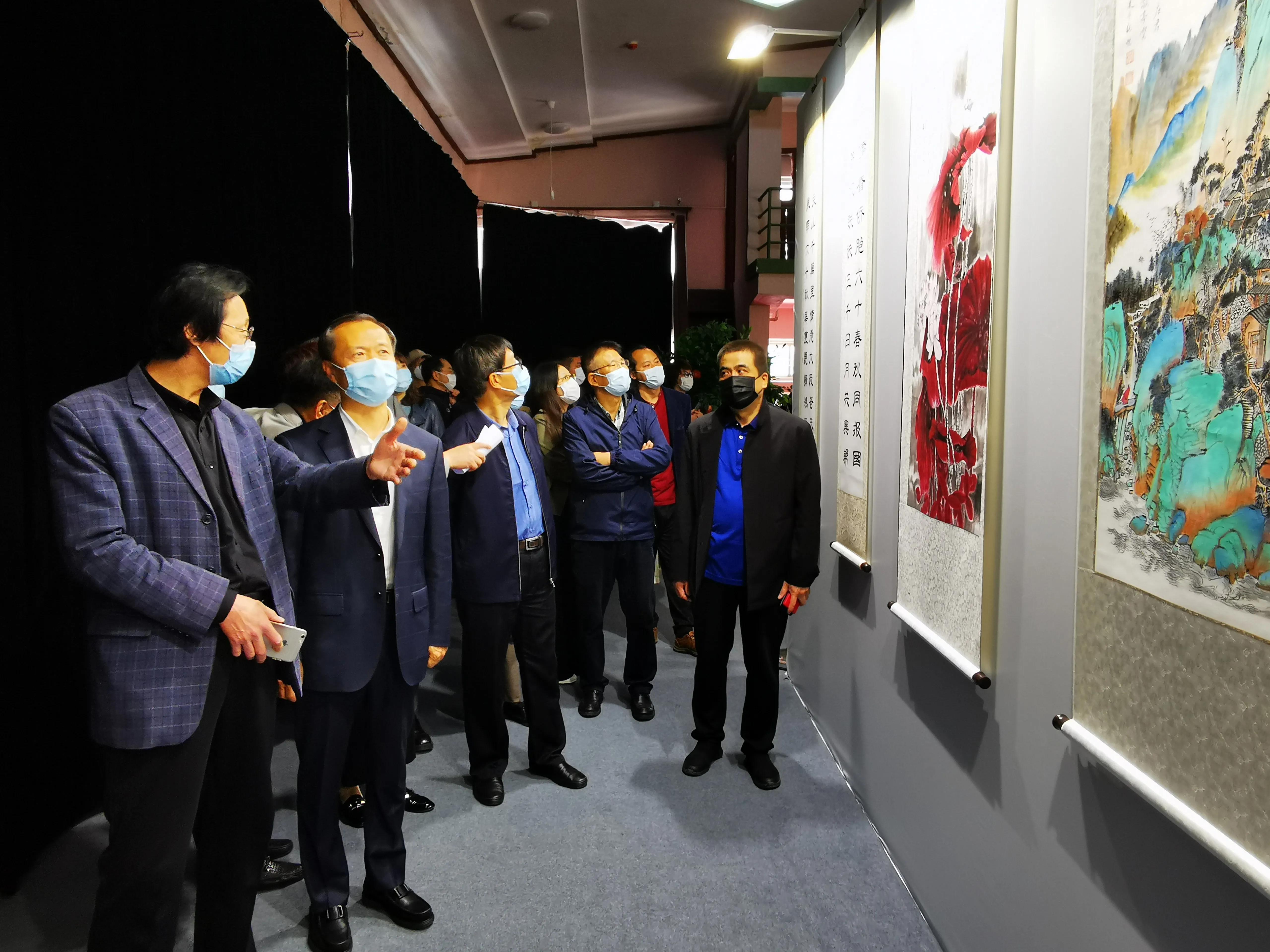 砥砺奋进六十载大墨丹青连侨心——大连市侨联成立六十周年主题书画展启幕