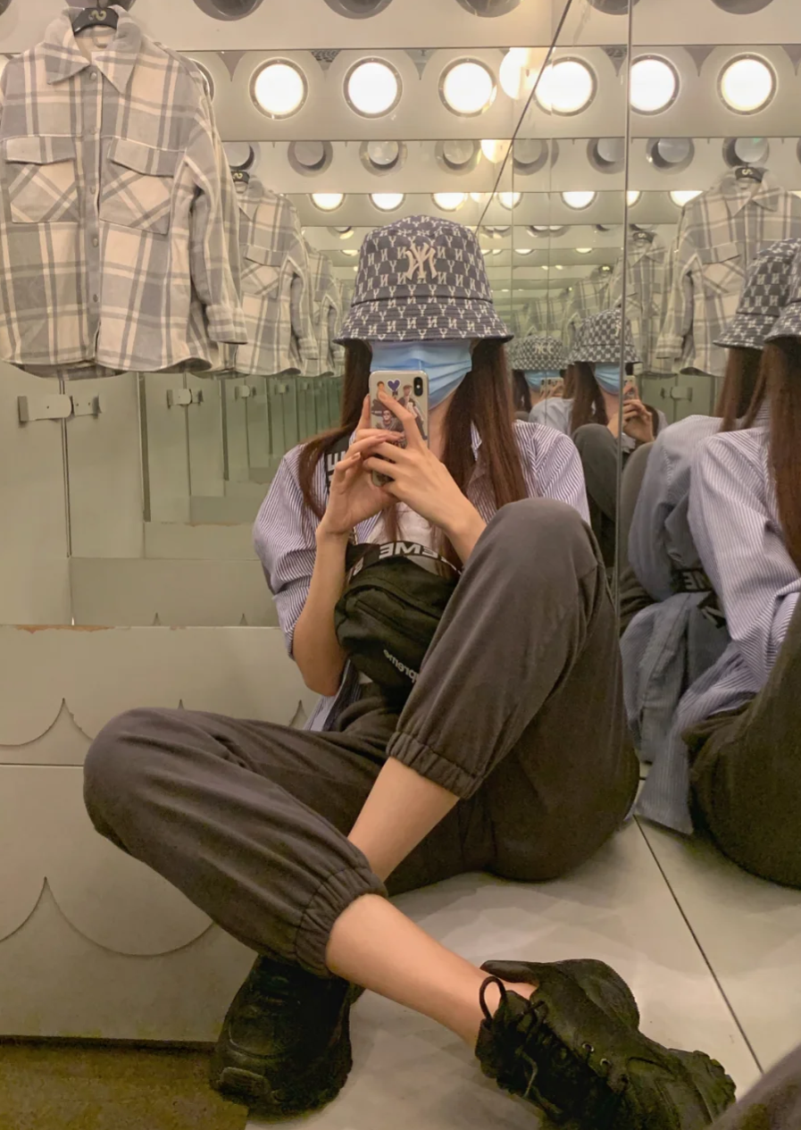 次次艳压00后小花，35岁的杨幂心机在哪儿？