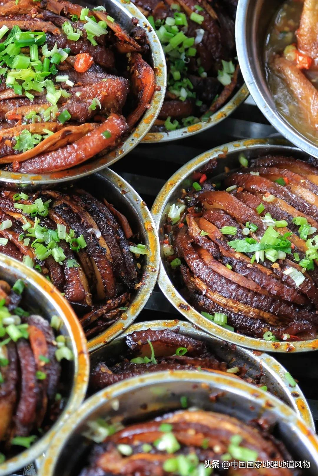 梅菜、芋头、腐乳、笋干扣肉？中国哪里的扣肉最香？