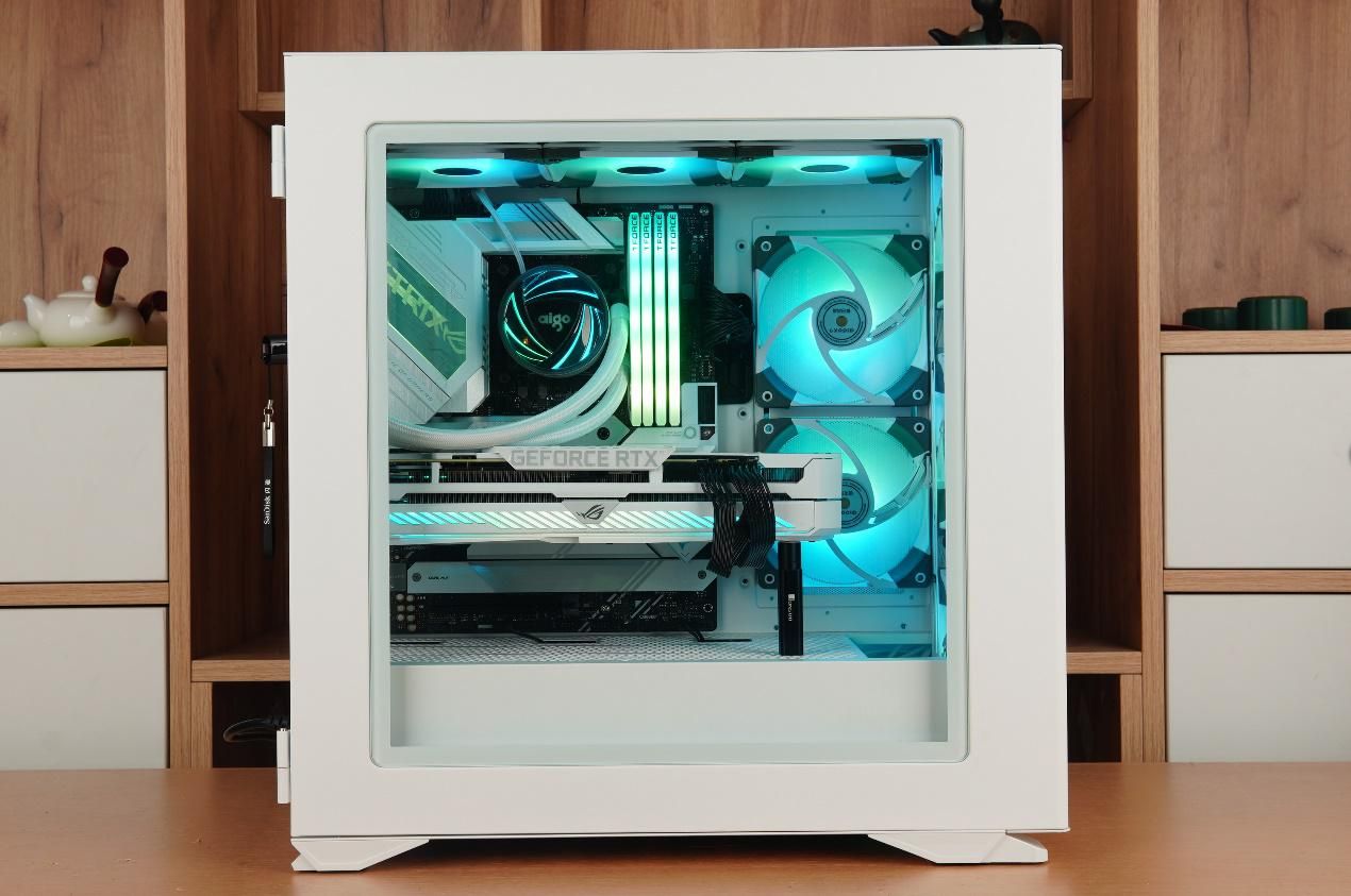 颜值绝对有保证，爱国者K200纯白主题装机配置推荐