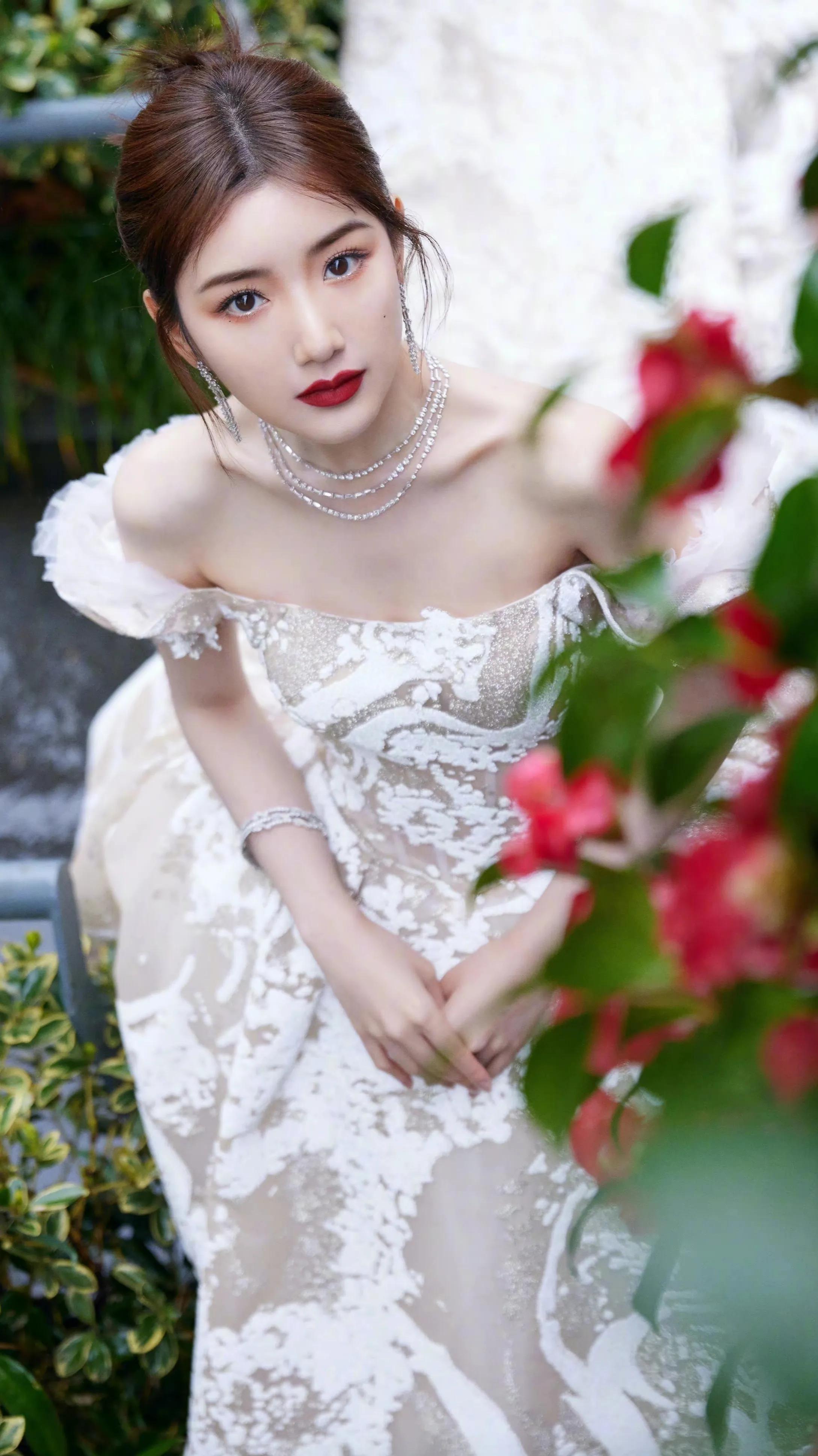 毛晓彤绝美壁纸