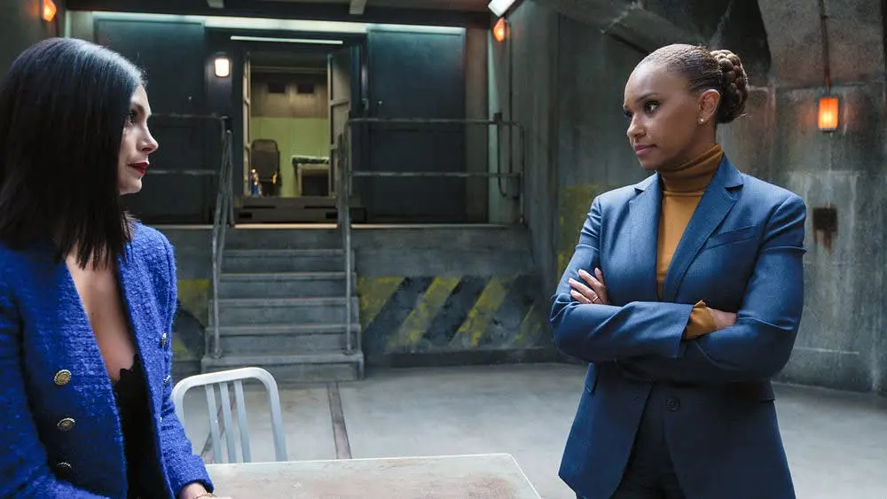 她是让纽约为之疯狂的女人，一天攻占七家银行却分文不取