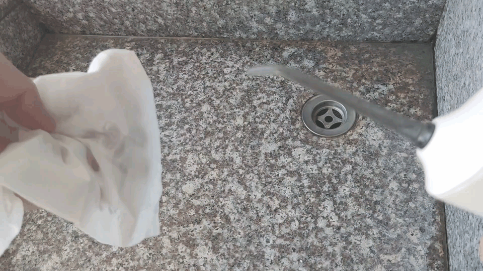 深层洁齿，英普利W1Plus冲牙器呵护口腔