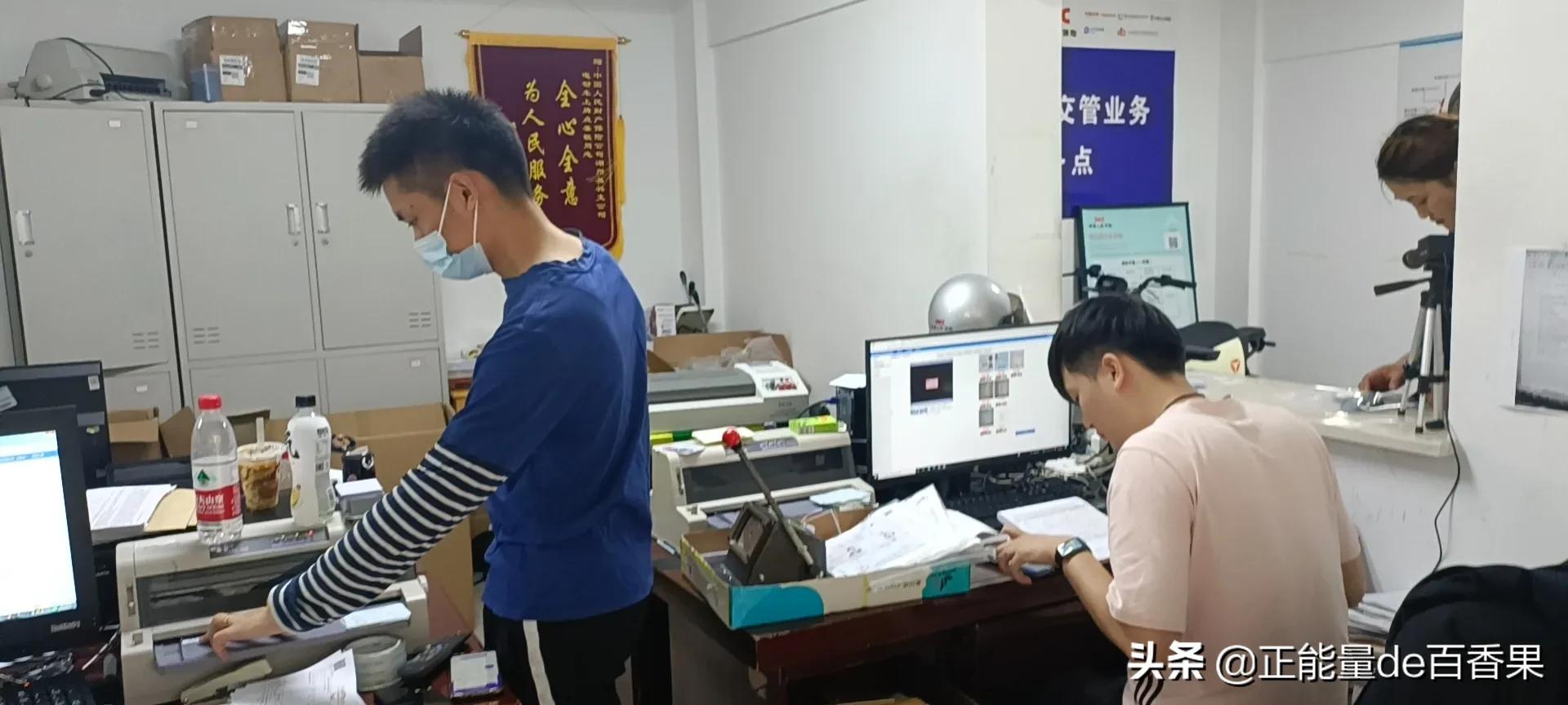 大学一本二本三本学费（解密高考怎么填报志愿）