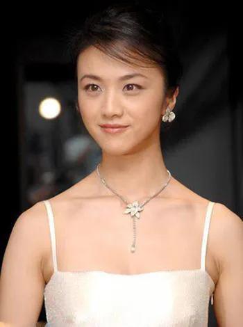 汤唯简介("文艺女神"汤唯:高考四次,28岁一炮而红,35岁嫁45岁韩国导演