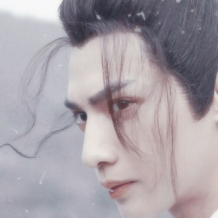 “龙须刘海”不要轻易尝试！有人仙气十足，有人酷似蟑螂精