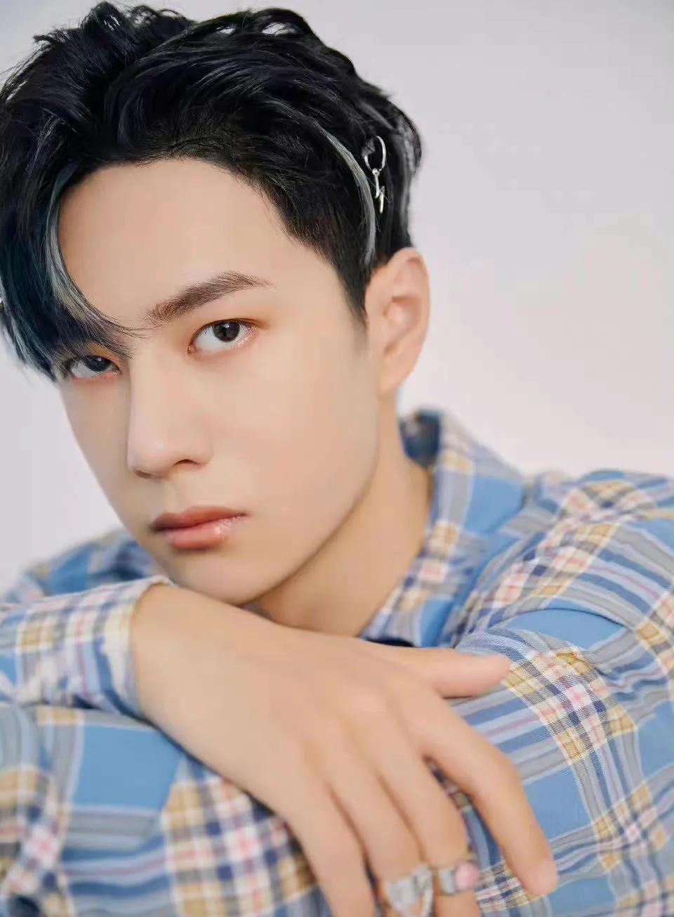 肖战 热巴 千玺 杨幂 龚俊 赵丽颖 杨紫 王一博 任嘉伦 鹿晗 成毅 檀健次 陈晓