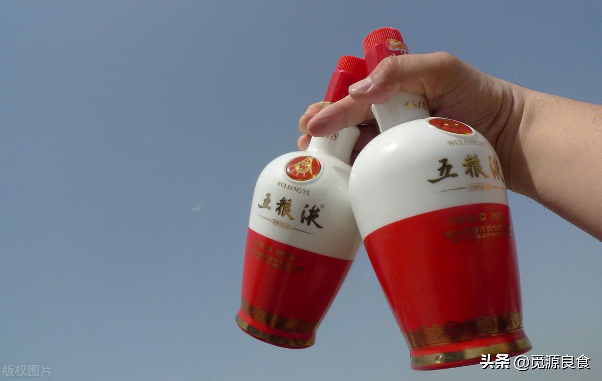 酿造白酒像蒸馒头，酱香和浓香搞明白了，酒桌上吹牛也就有了话题