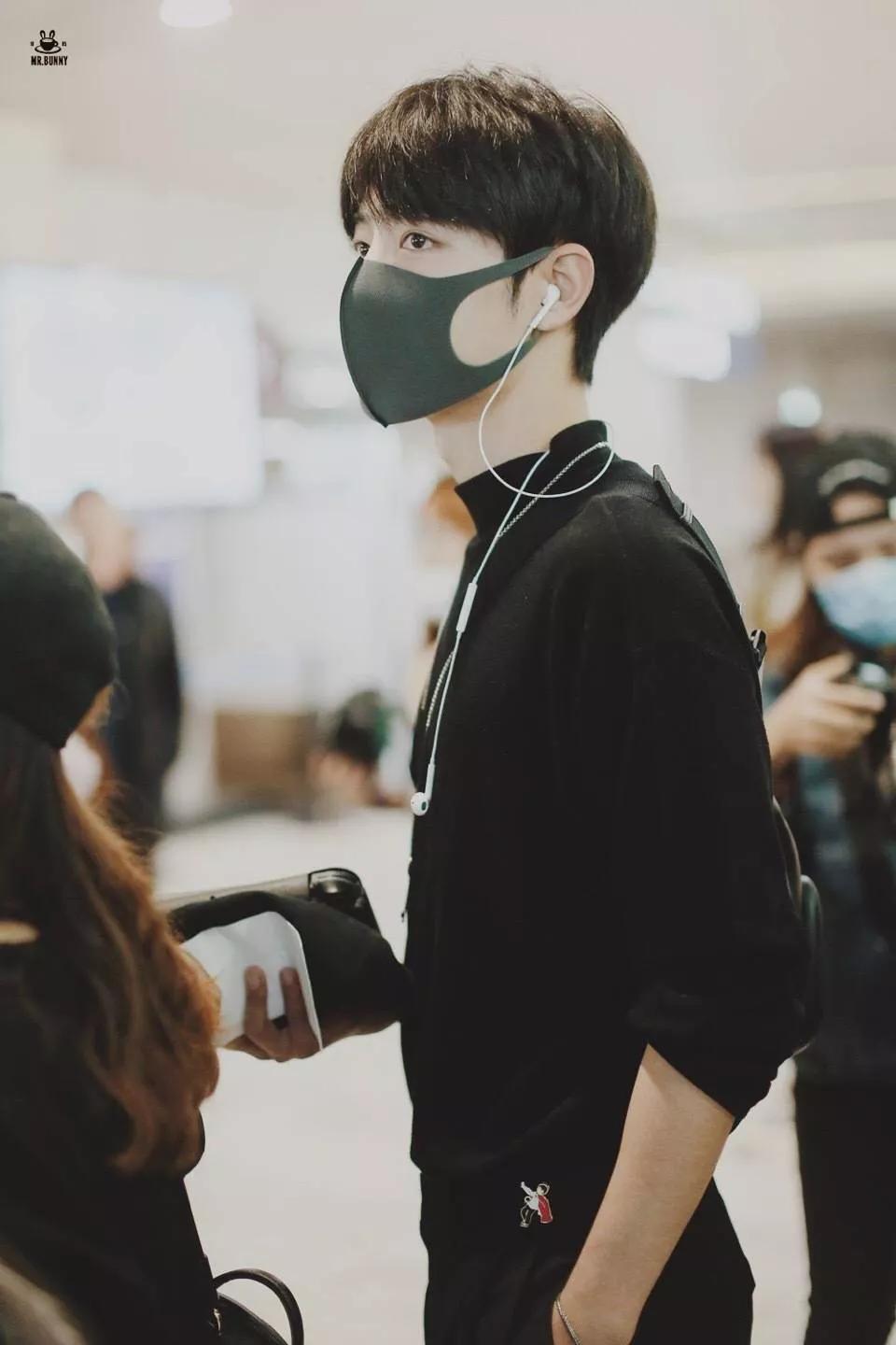 考古肖战:2018年9月—12月机场时间线汇总,今天请叫我收图狂魔