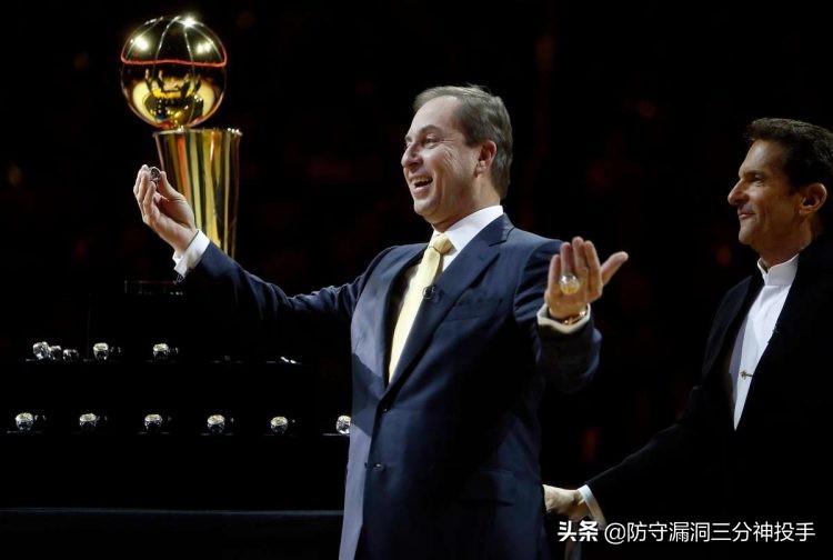 为什么nba球员净资产少(NBA老板净资产排名！鲍尔默独一档，蔡崇信第6，湖人巴斯倒数第5)