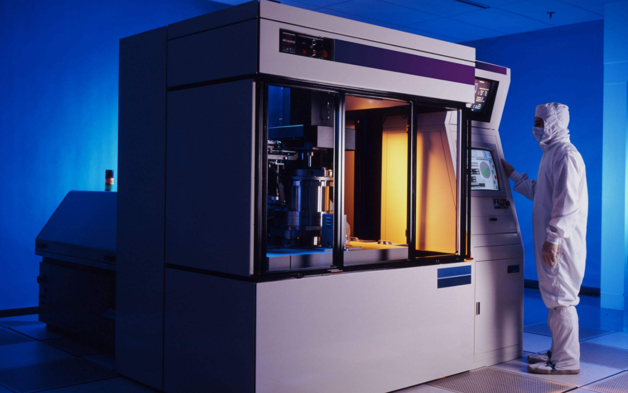 半导体学报公布，北大核心技术赫然在列，事关ASML的EUV光刻机