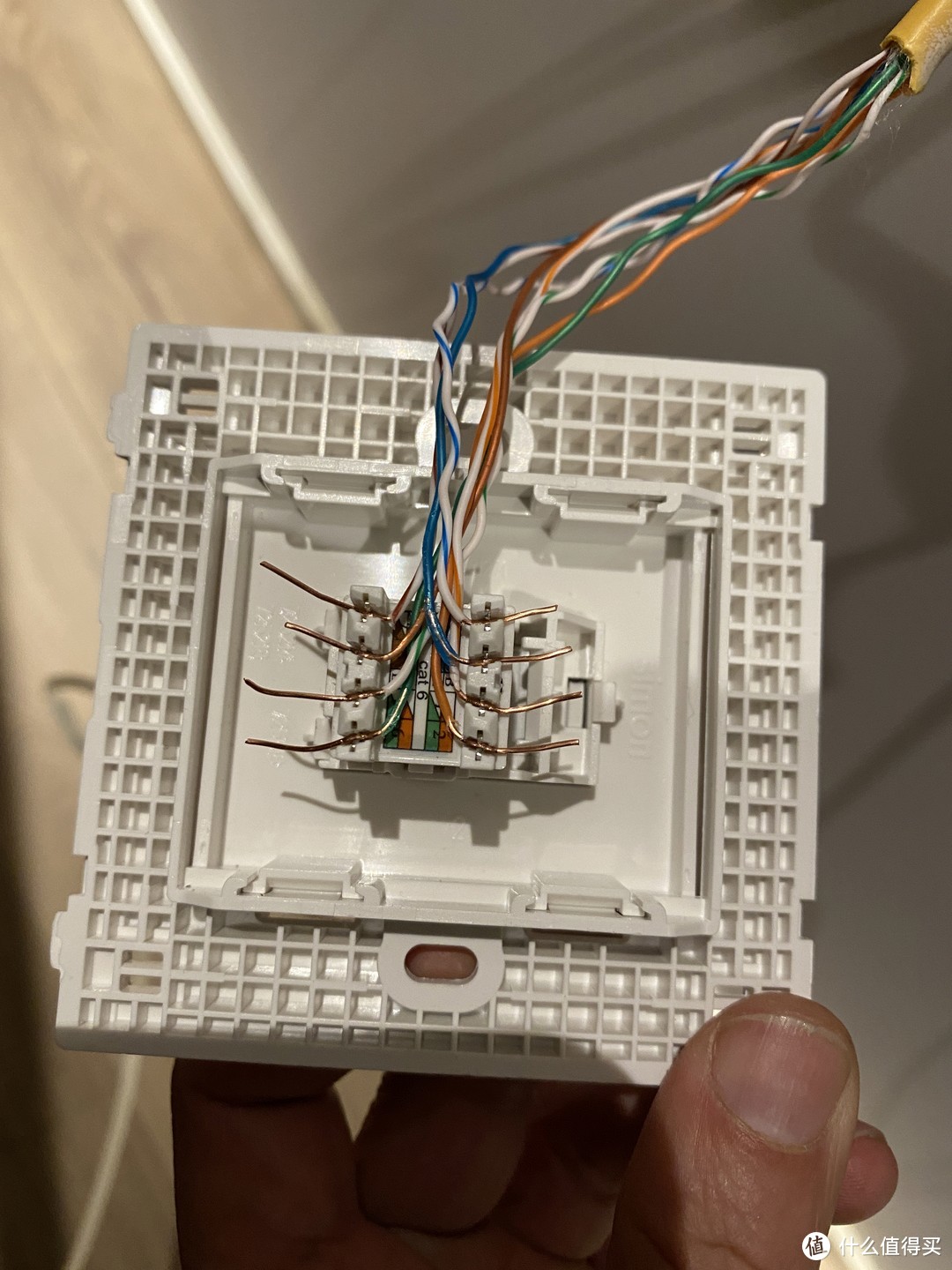 网络面板自己安装,第一次装修遇到这样奇葩做网线的电工