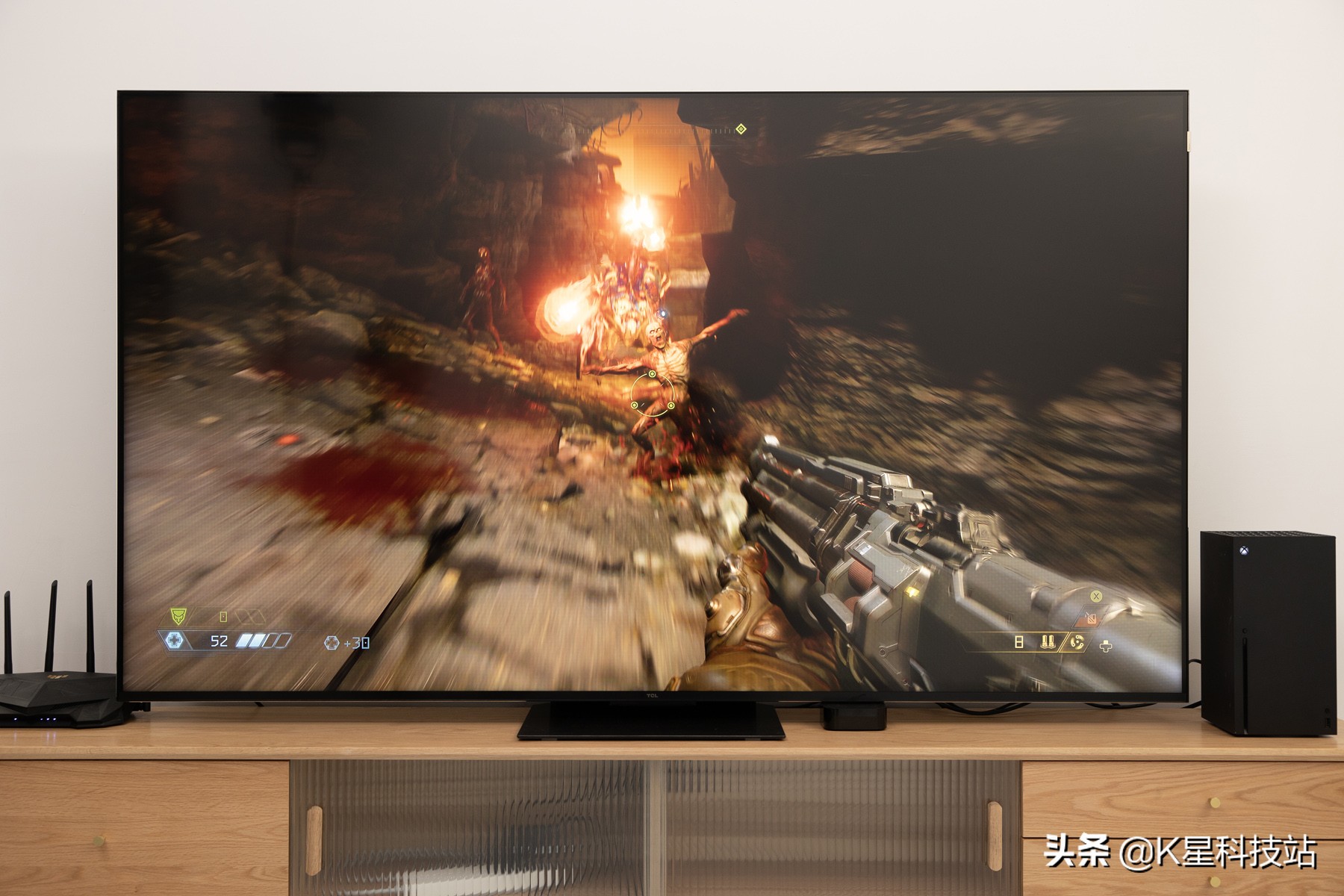 QD-Mini LED 战未来，国产电视画质的天花板，TCL X11电视机评测详解