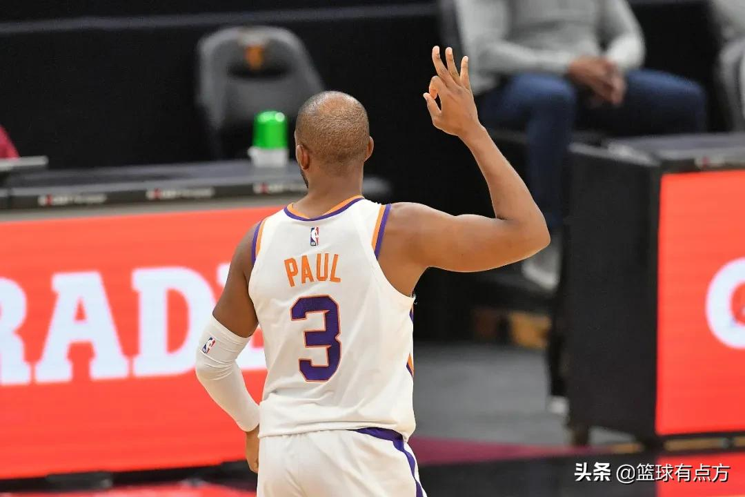 nba篮球大师战术主加哪些(现役NBA中，球商最高的是谁？)