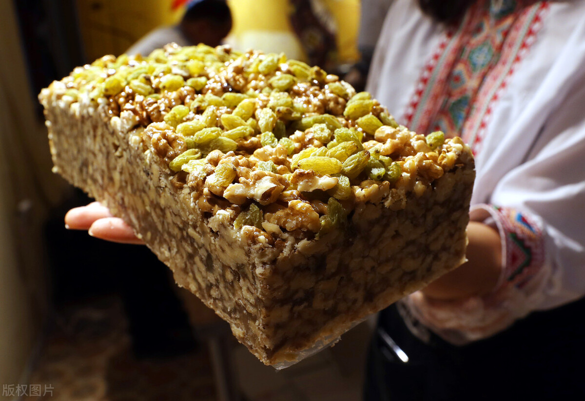 饼干一斤价格男子预算30元买切糕