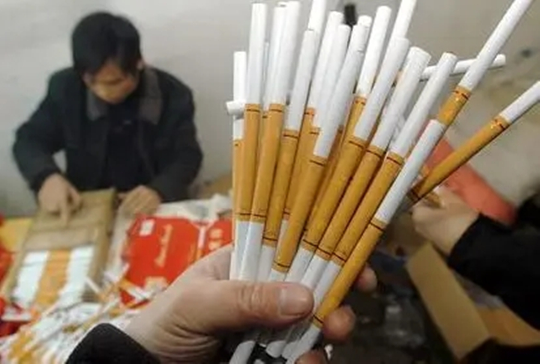 云霄假烟：专业制造假烟，垄断欧美市场，让名牌烟争相模仿
