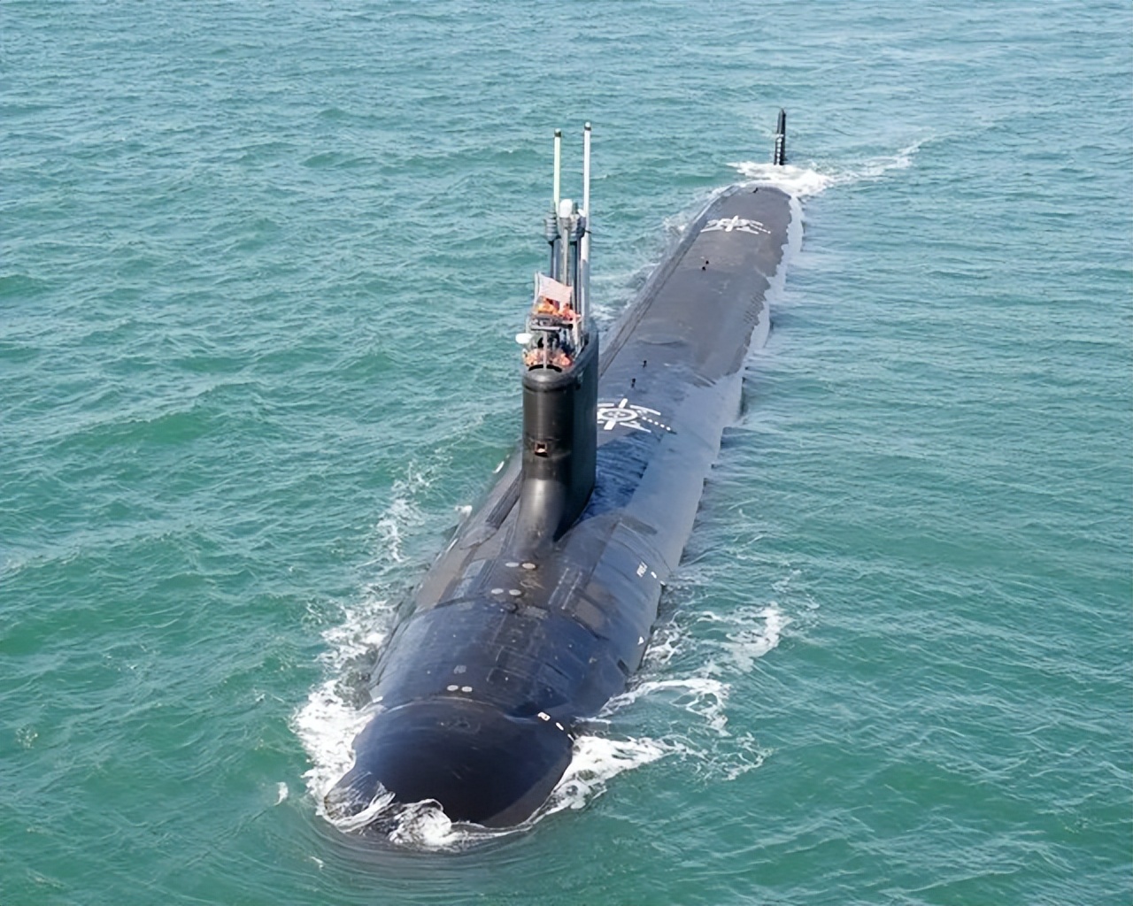 ��Ǳͧ�Ĳ��ģ����������ʲô���̣�