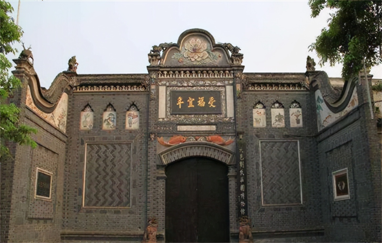 四川大地主刘文彩的庄园，昔日大恶霸的祖宅，如今成4A旅游景点