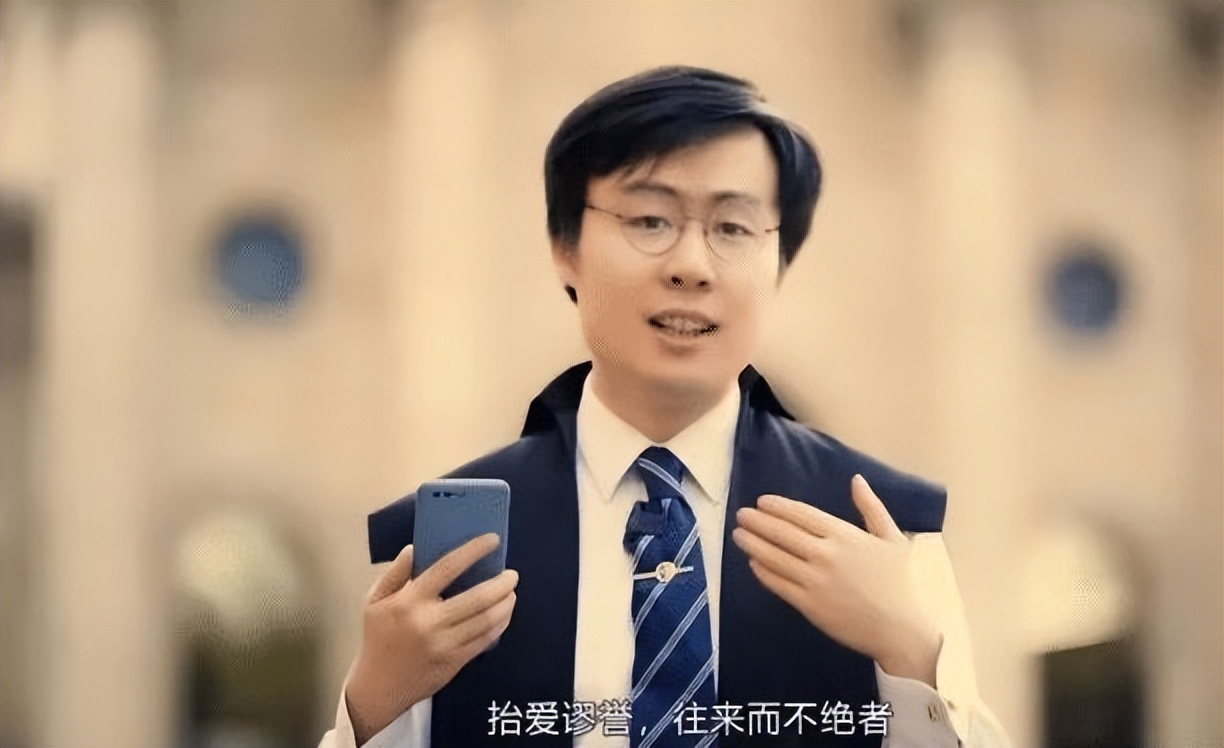 最强大脑潘周聃：因学霸式起身爆红全网，爱因斯坦是他大学校友