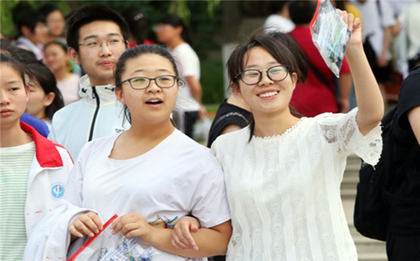 资深班主任坦言，高考是拉锯战，“后劲足”的往往是这一类学生