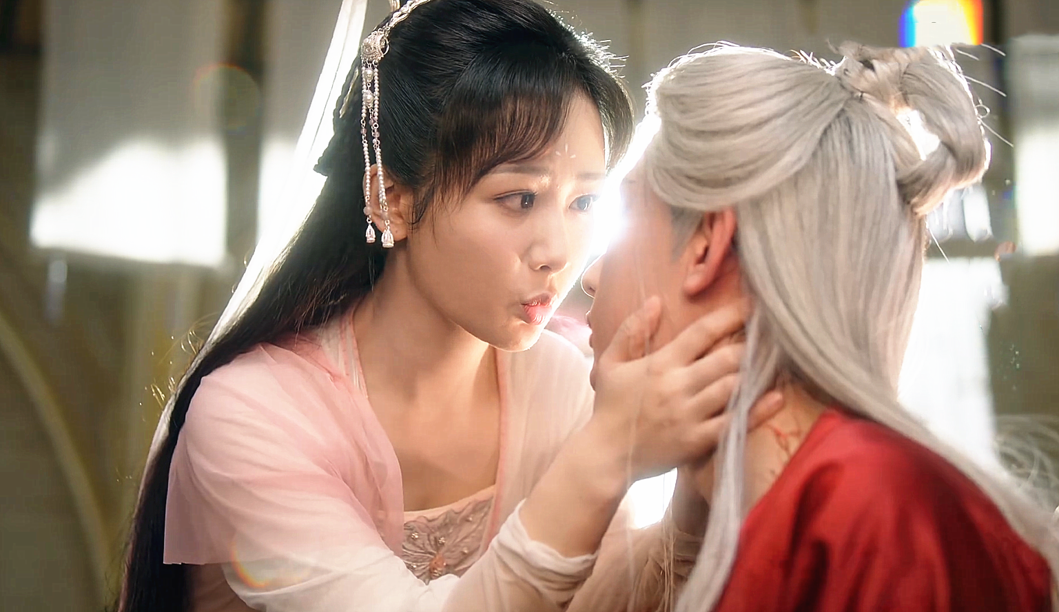 ��������м��ӦԨ��һ������ߣ������յ�һ����Զѷ��ӦԨ����ī