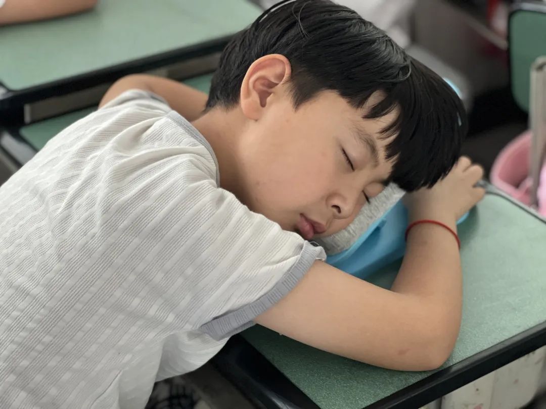 天府新区合江小学保障学生睡眠时间，促进身心健康，提高学习效率
